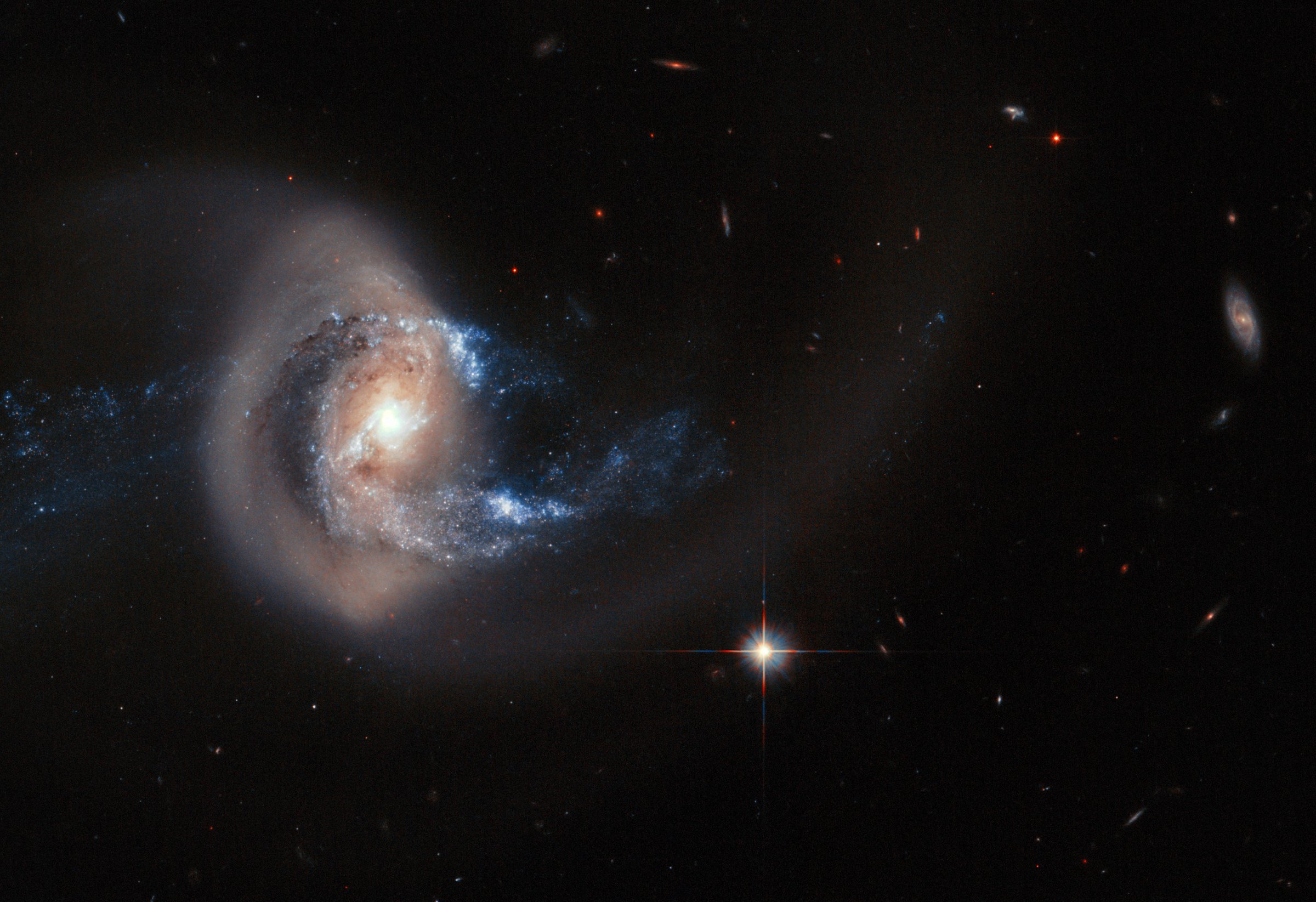 Hubble image of NGC 7714