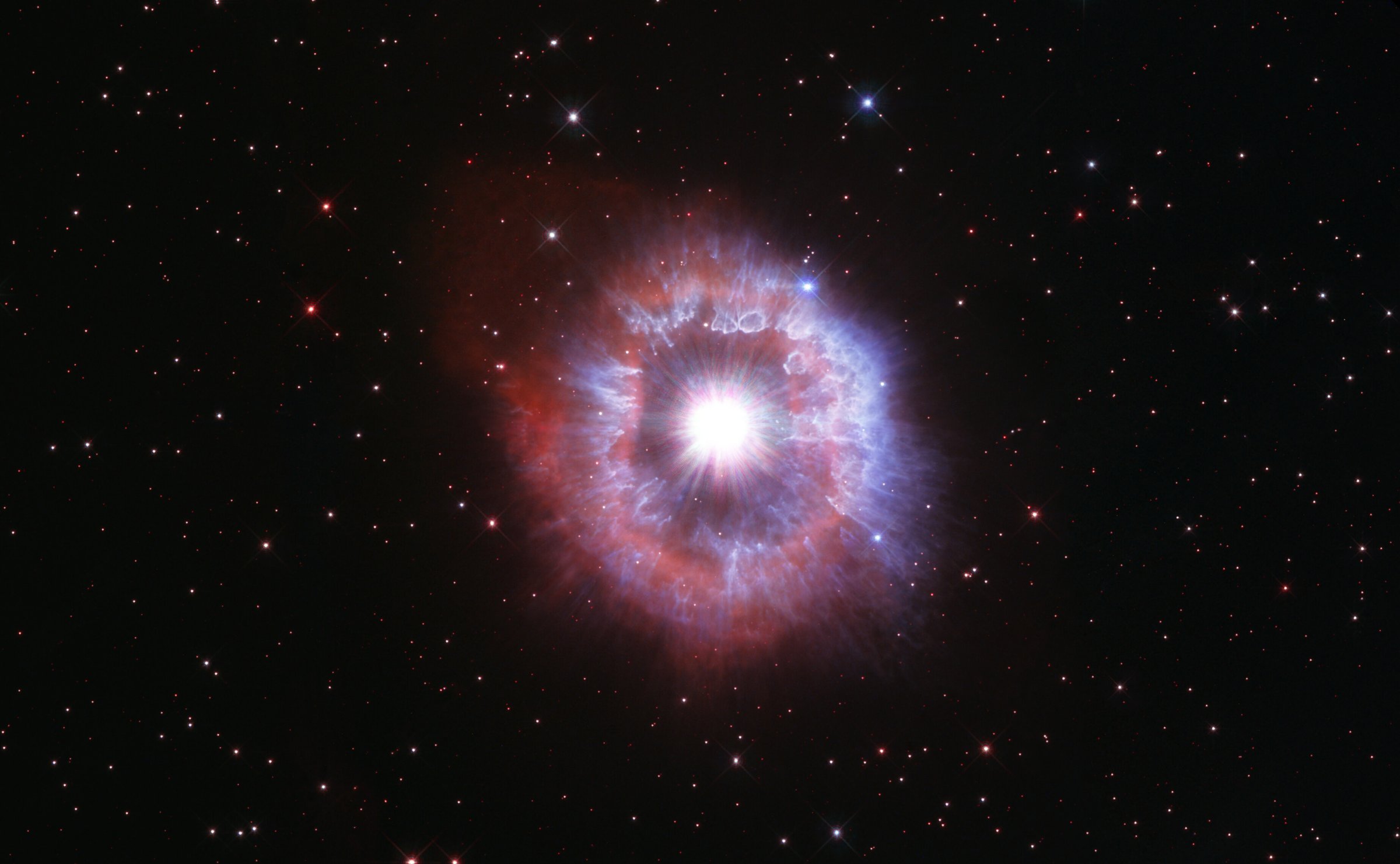 Hubble Celebrates its 31st anniversary with a magnificent view of AG Carinae