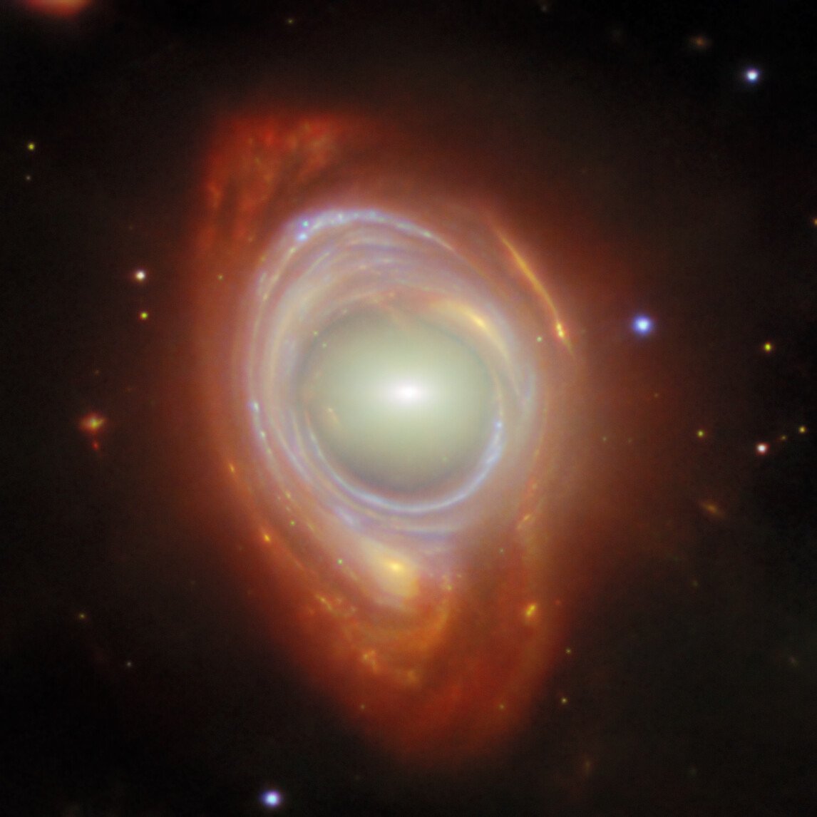 Spying a spiral through a cosmic lens